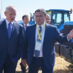 Премьер-министр Башкортостана и пахари из зарубежья ознакомились с новинками техники АГРОМАШ